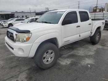  Salvage Toyota Tacoma