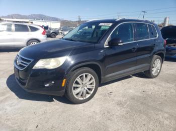  Salvage Volkswagen Tiguan