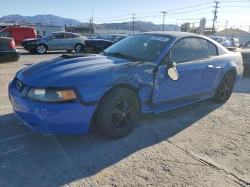  Salvage Ford Mustang