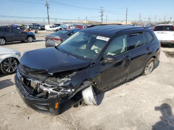  Salvage Volkswagen Tiguan