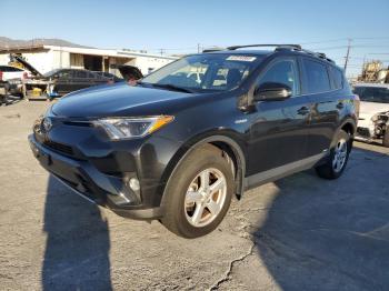  Salvage Toyota RAV4