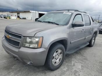  Salvage Chevrolet Avalanche