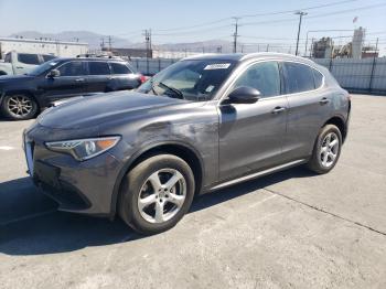  Salvage Alfa Romeo Stelvio