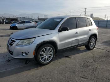  Salvage Volkswagen Tiguan