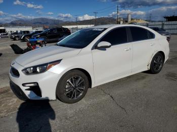  Salvage Kia Forte