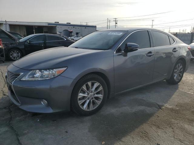  Salvage Lexus Es