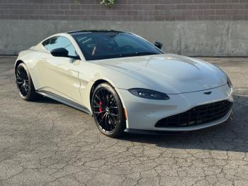  Salvage Aston Martin Vantage