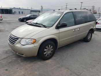  Salvage Chrysler Minivan