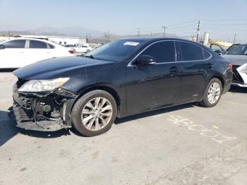  Salvage Lexus Es