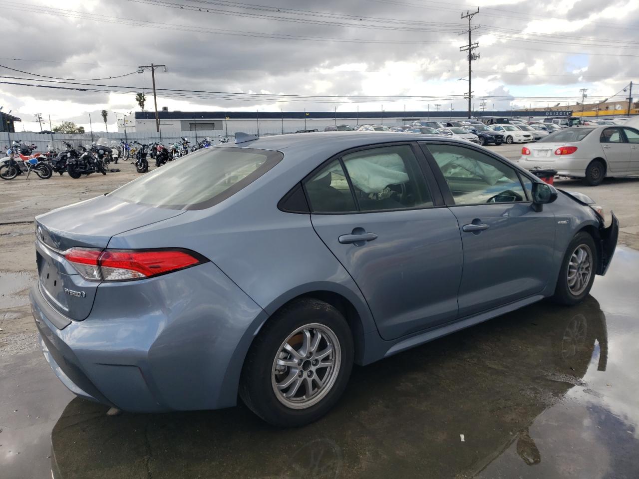 Toyota Corolla Le Image 3