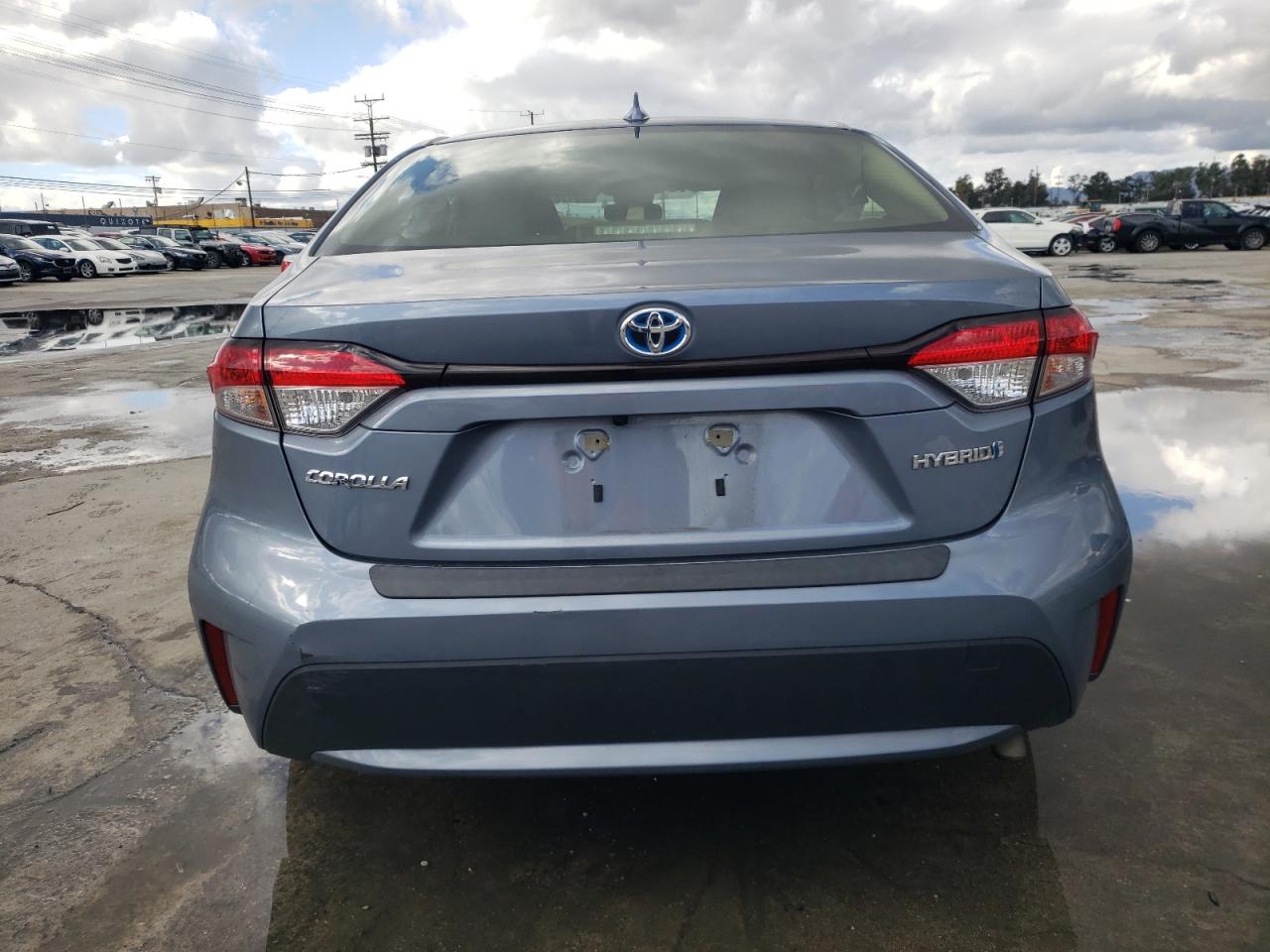 Toyota Corolla Le Image 5