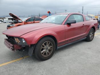  Salvage Ford Mustang
