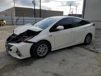  Salvage Toyota Prius