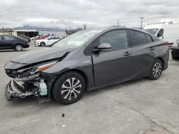  Salvage Toyota Prius