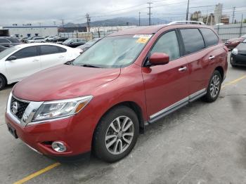  Salvage Nissan Pathfinder