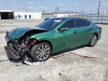  Salvage Lexus Es