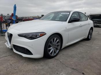  Salvage Alfa Romeo Giulia