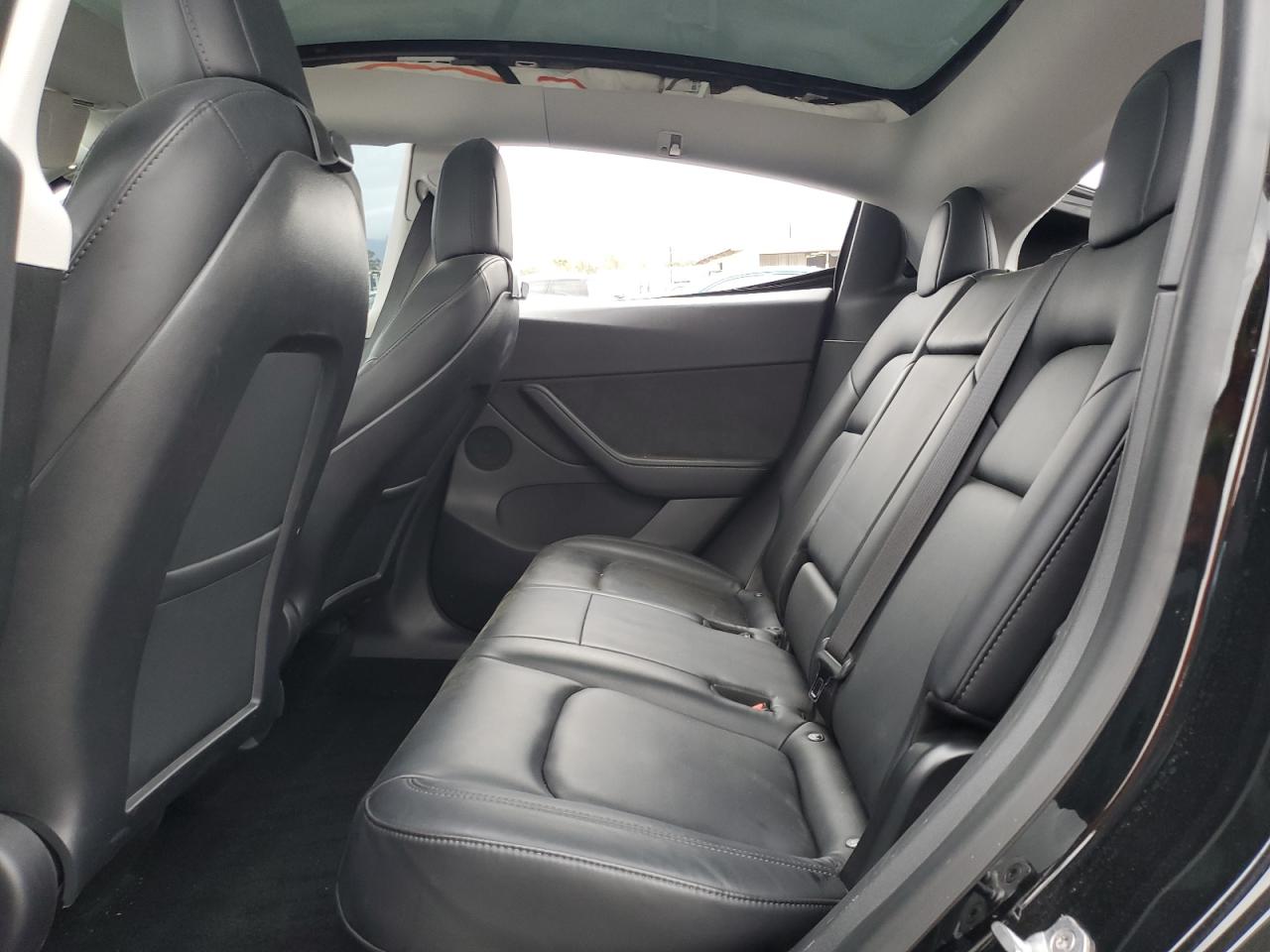 Tesla Model Y Image 2