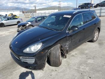  Salvage Porsche Cayenne