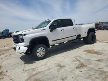  Salvage Chevrolet 3500