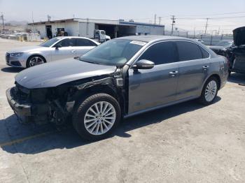  Salvage Volkswagen Passat