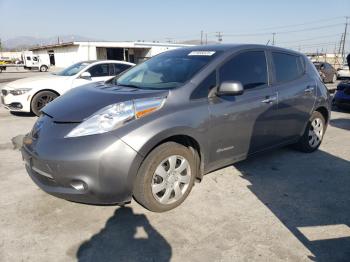  Salvage Nissan LEAF