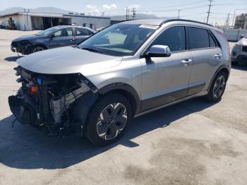  Salvage Kia Niro
