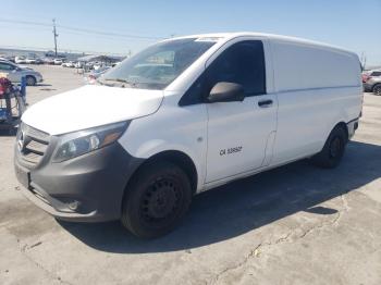  Salvage Mercedes-Benz Metris