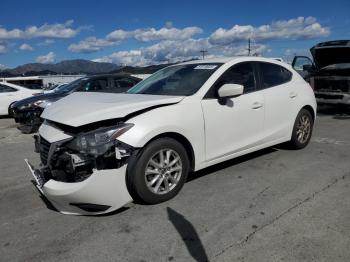  Salvage Mazda 3