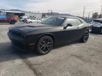  Salvage Dodge Challenger