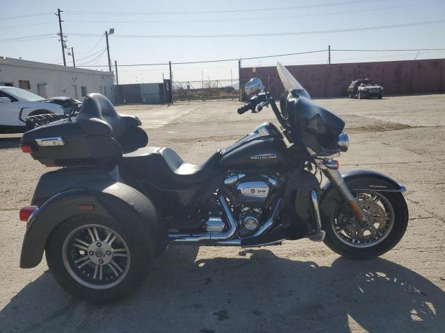  Salvage Harley-Davidson Fl