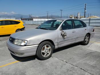  Salvage Toyota Avalon
