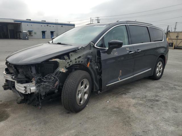  Salvage Chrysler Pacifica