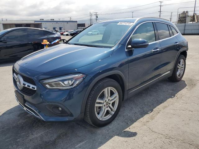  Salvage Mercedes-Benz GLA