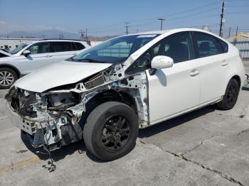  Salvage Toyota Prius