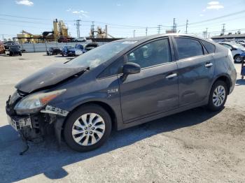  Salvage Toyota Prius