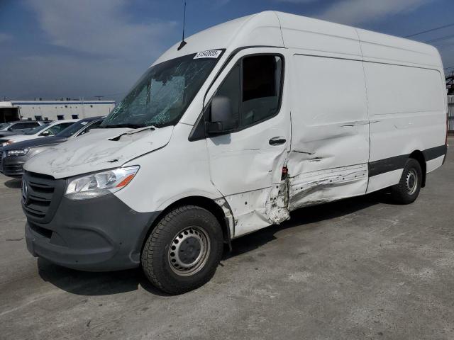 Salvage Mercedes-Benz Sprinter