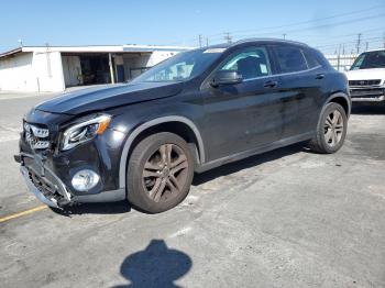  Salvage Mercedes-Benz GLA