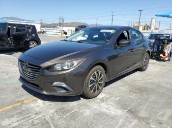  Salvage Mazda 3
