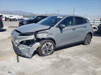  Salvage Hyundai KONA