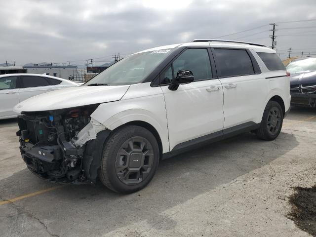  Salvage Kia Carnival