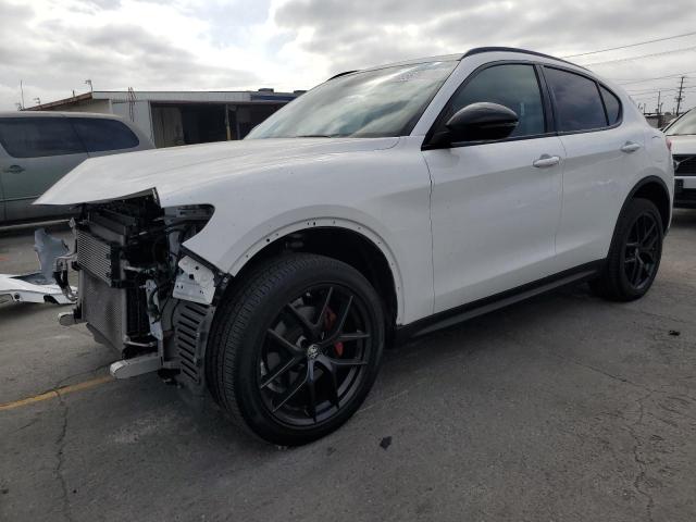  Salvage Alfa Romeo Stelvio