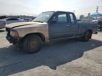  Salvage Toyota Pickup