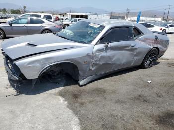  Salvage Dodge Challenger
