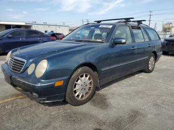  Salvage Mercedes-Benz 300-Class