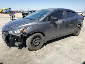  Salvage Nissan Versa