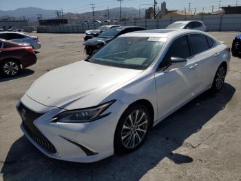  Salvage Lexus Es