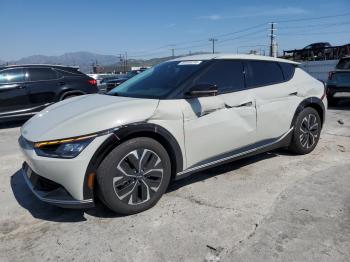 Salvage Kia EV6