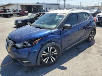  Salvage Nissan Kicks