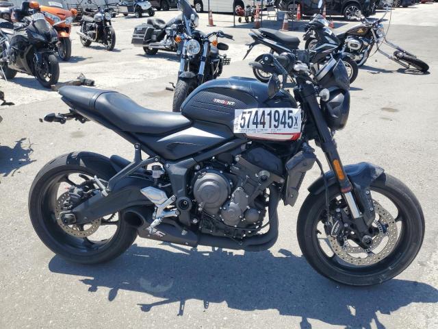  Salvage Triumph Motorcycle Trident 66
